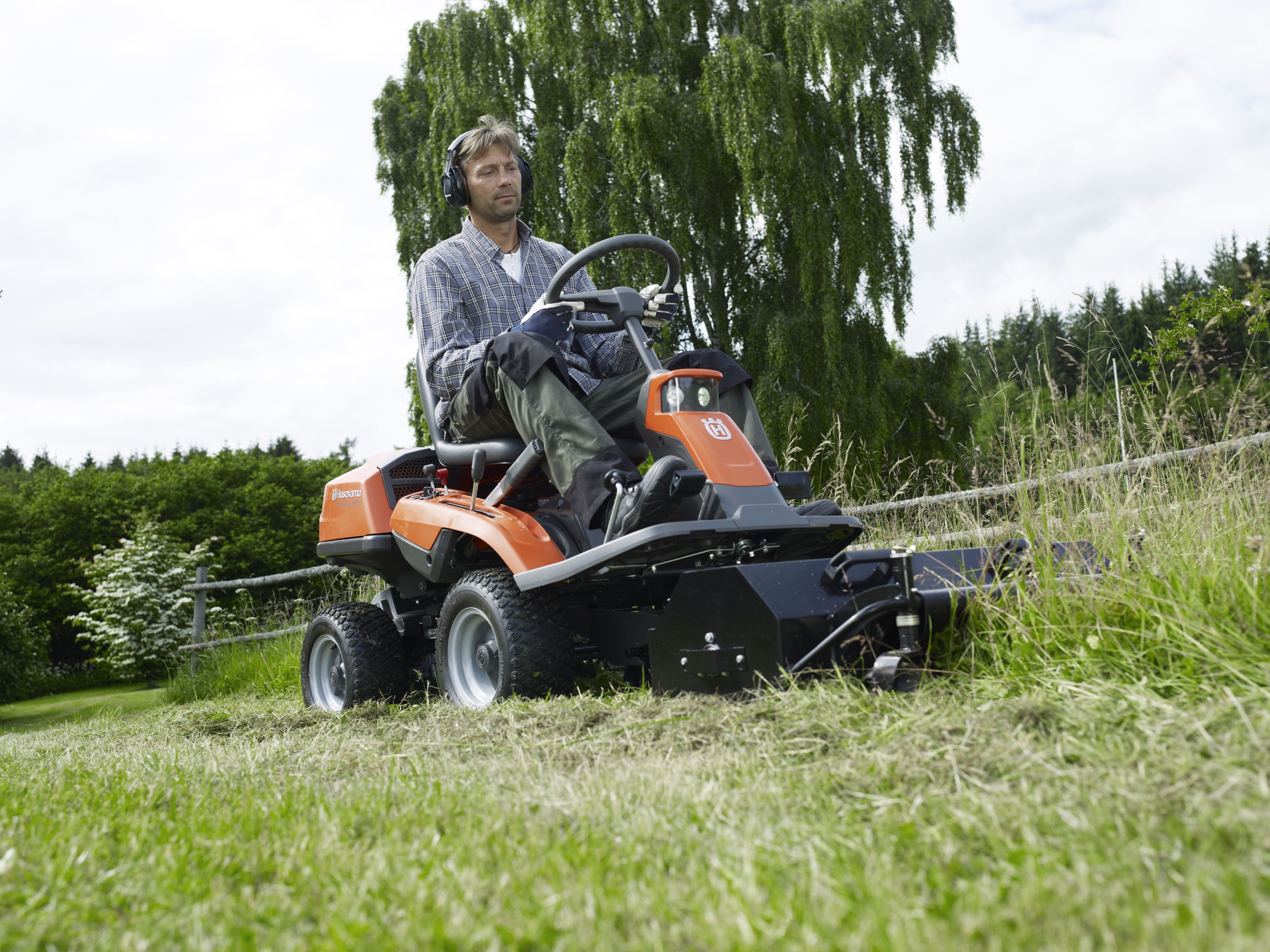 Riding best sale flail mower